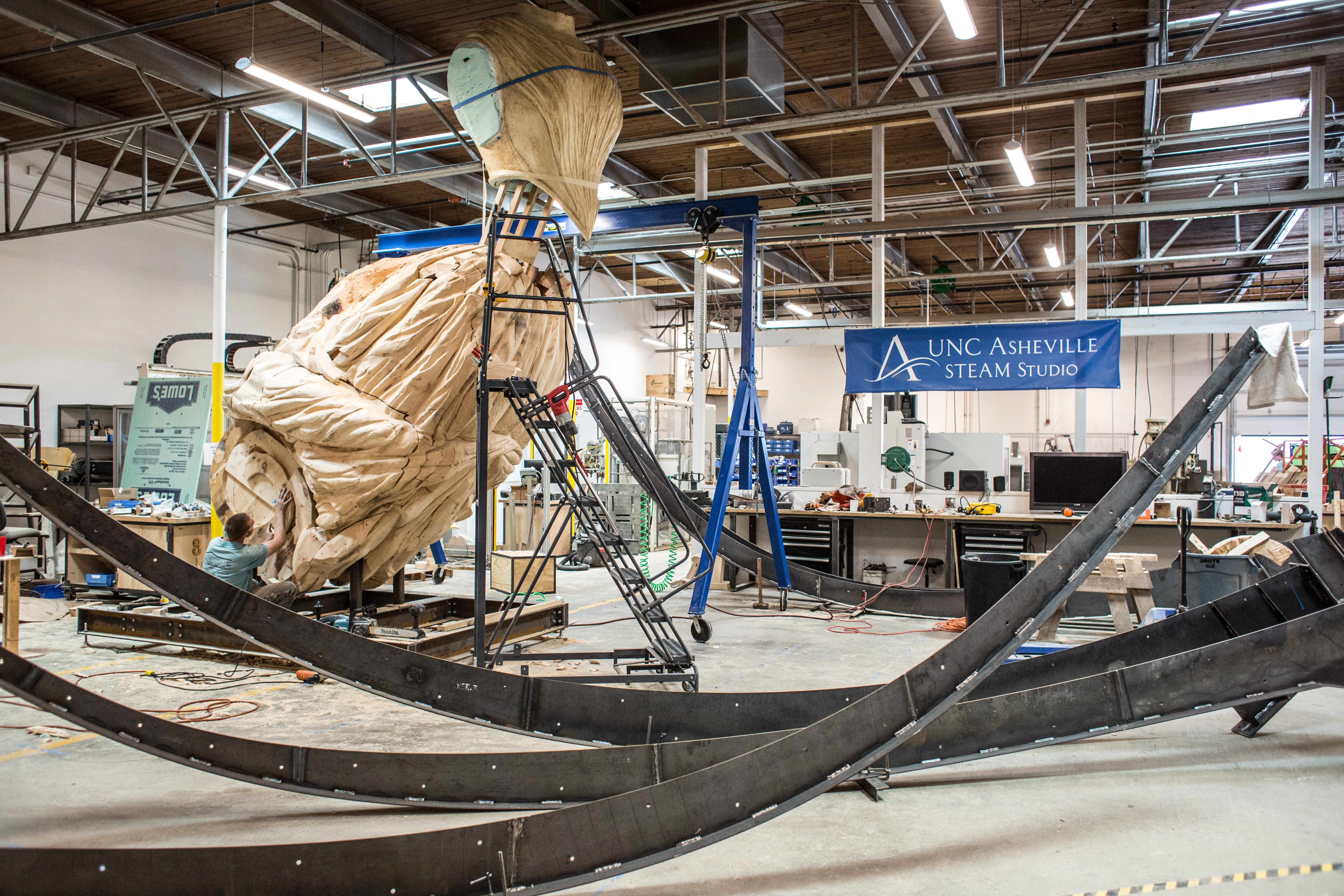 Wake sculpture figurehead with the metal ribs prior to cladding in wood